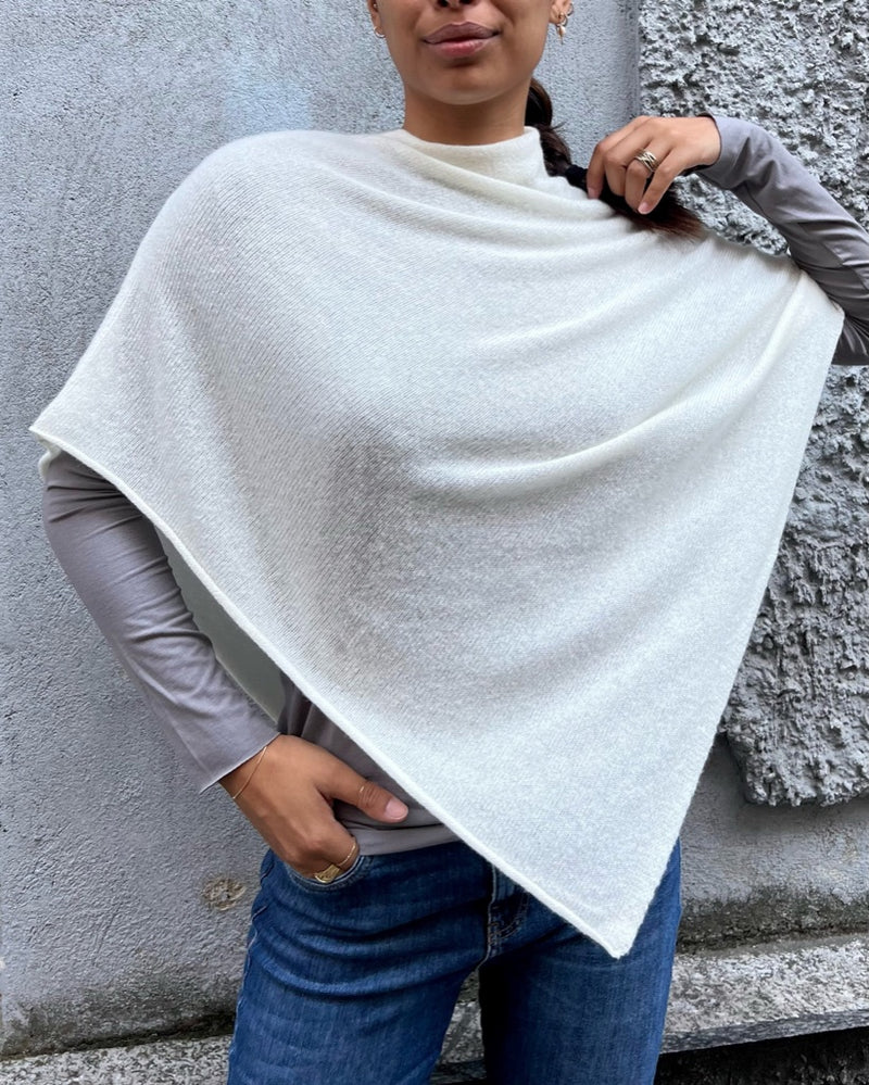 PONCHO BABY IN CACHEMIRE PANNA